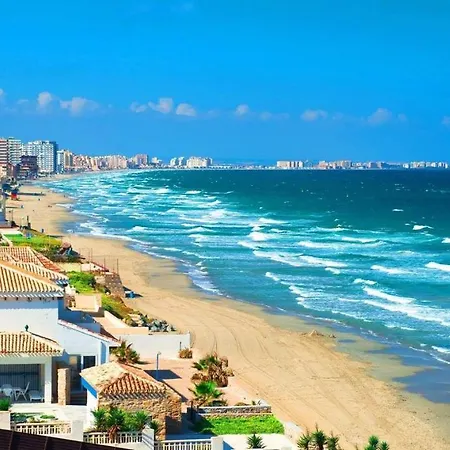بيت للعطل Beach Apartman